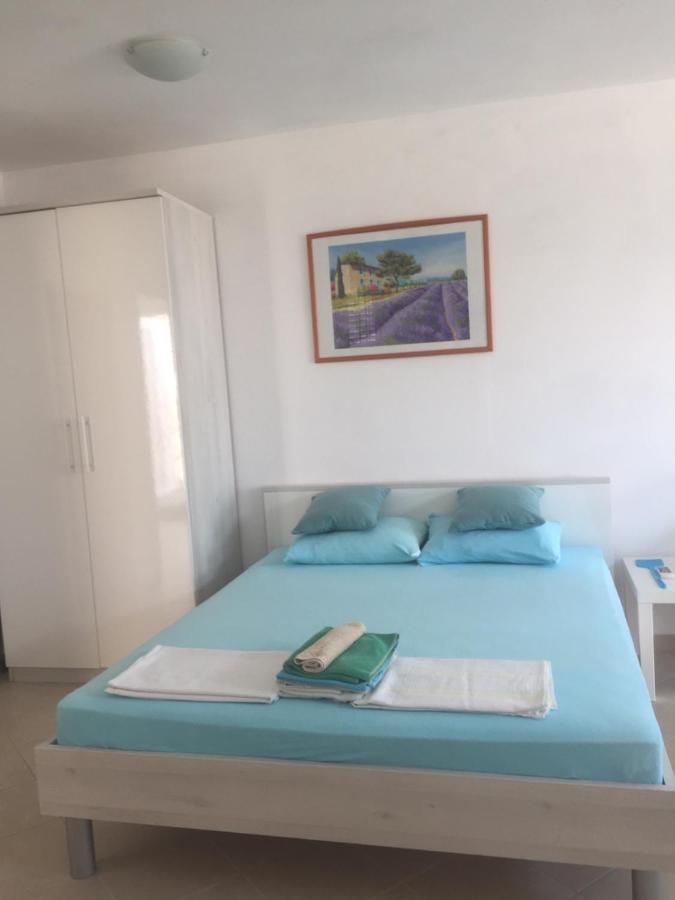Apartment Perla - 150M From The Sea ノヴィ・ヴィノドロスキー エクステリア 写真