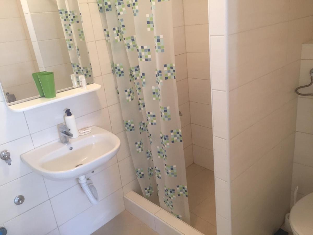Apartment Perla - 150M From The Sea ノヴィ・ヴィノドロスキー エクステリア 写真