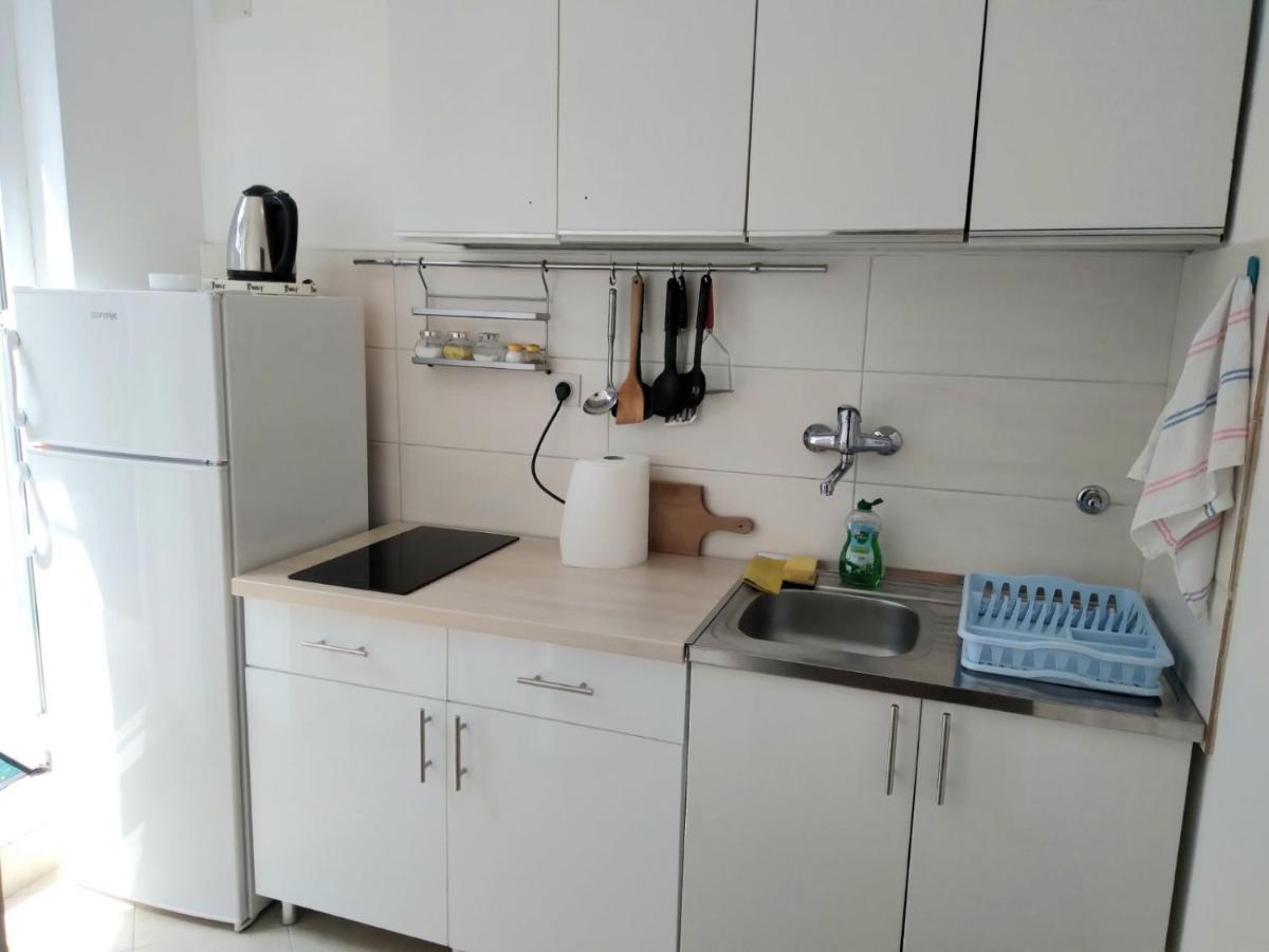 Apartment Perla - 150M From The Sea ノヴィ・ヴィノドロスキー エクステリア 写真